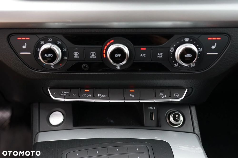 Audi Q5 35 TDI S tronic S line - 34