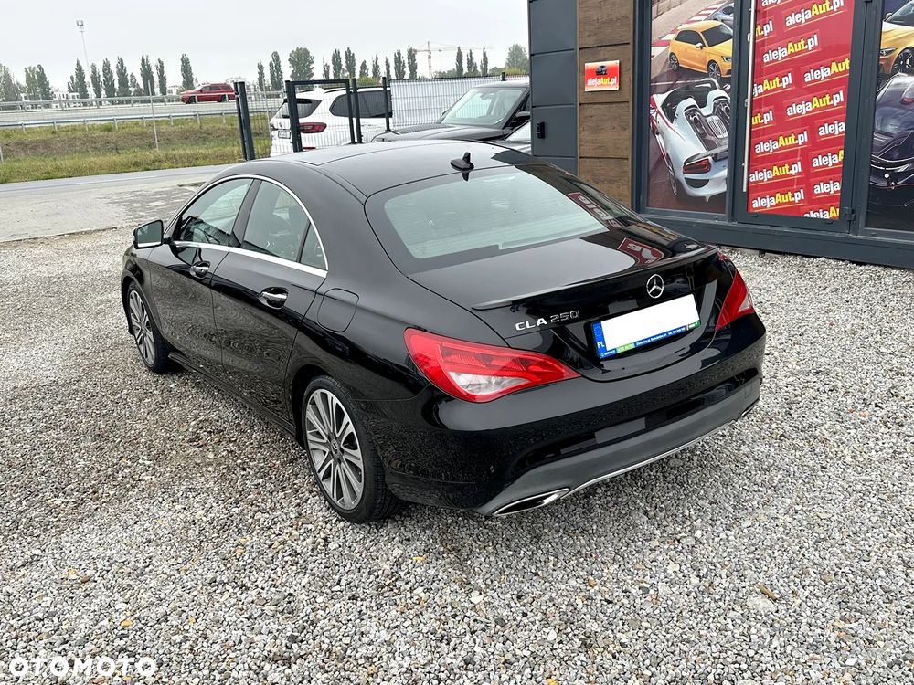 Mercedes-Benz CLA 250 7G-DCT - 6