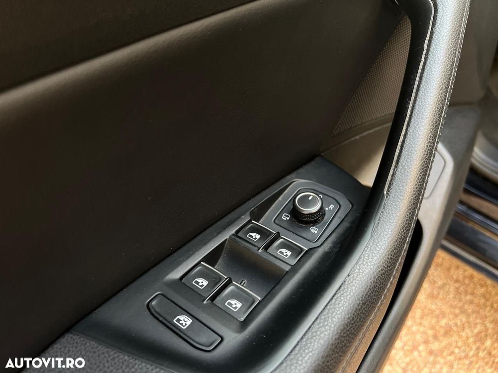 Volkswagen Passat - 23