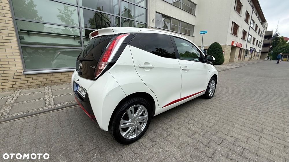 Toyota Aygo x-clusive Style Selection - 14