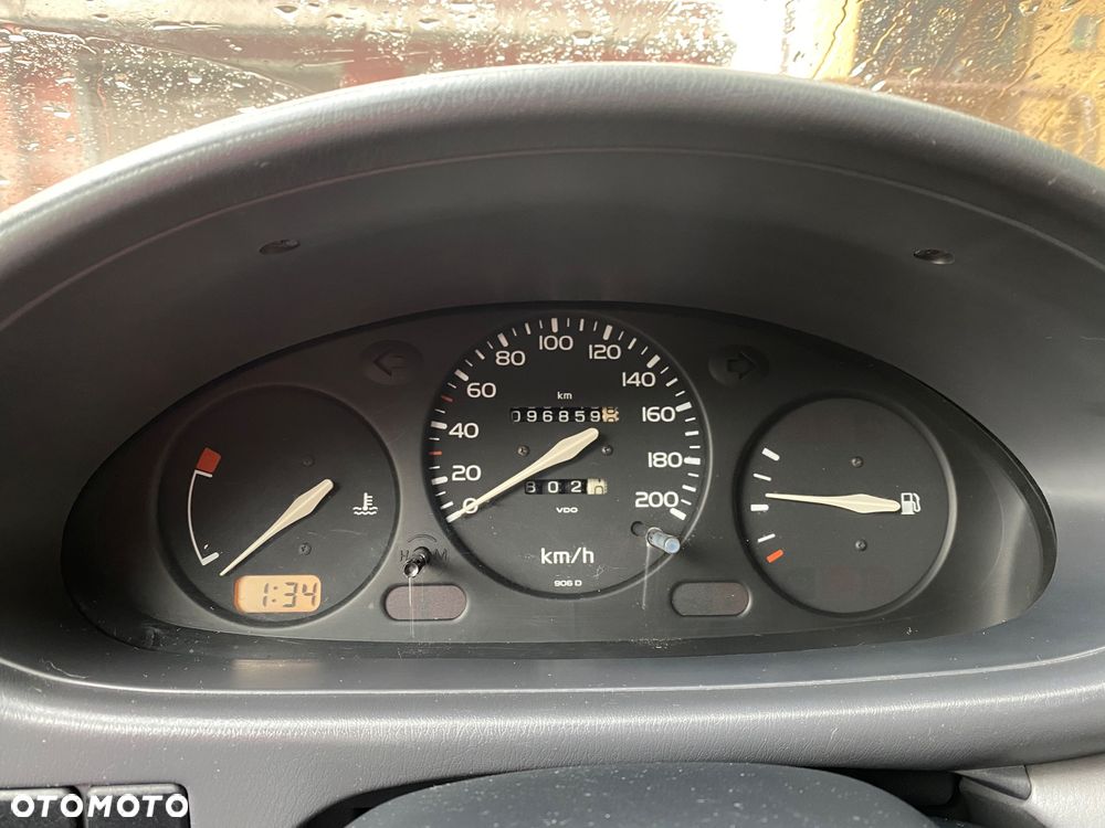 Nissan Micra - 7