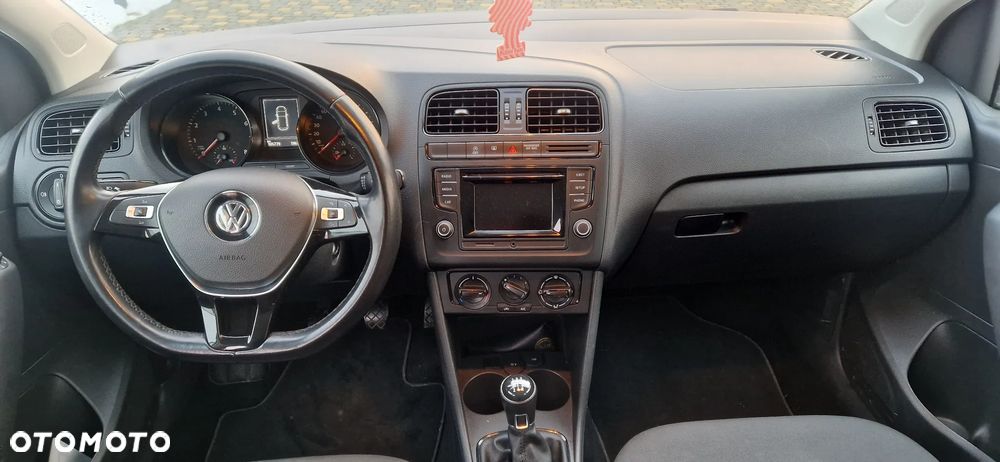 Volkswagen Polo 1.0 (Blue Motion Technology) Comfortline - 19