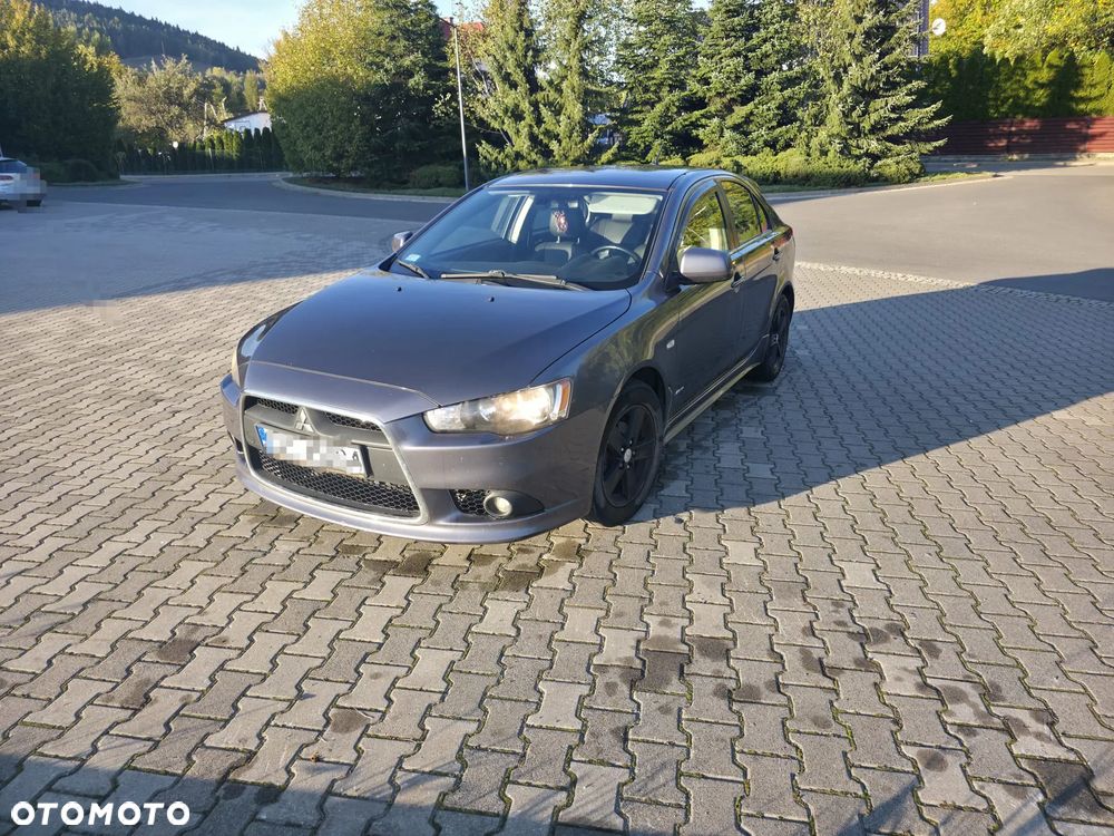 Mitsubishi Lancer - 16