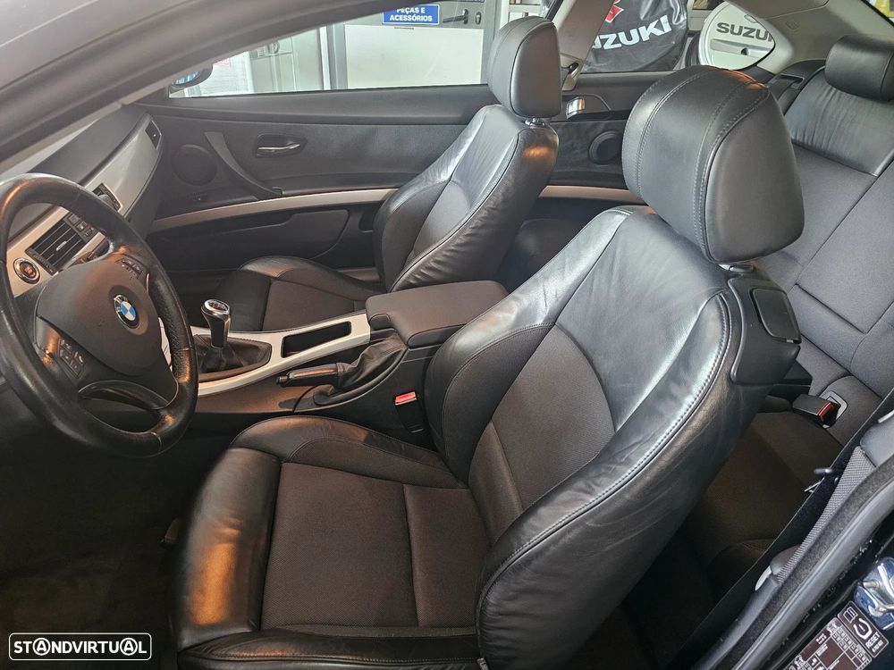BMW 320 d Coupe - 11