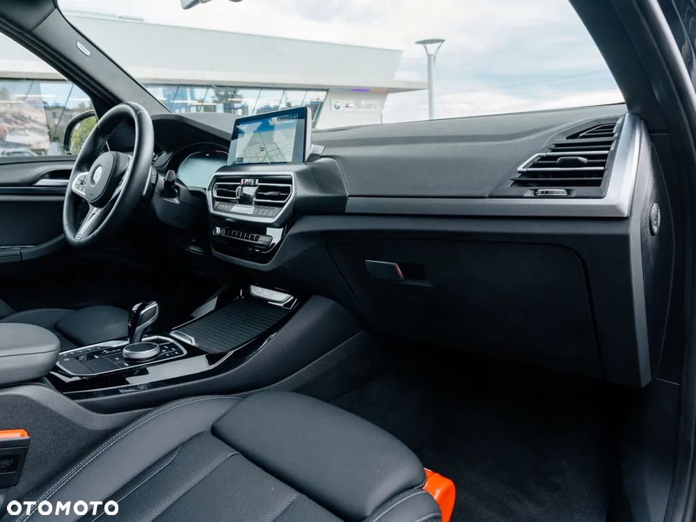 BMW X3 xDrive20i - 13