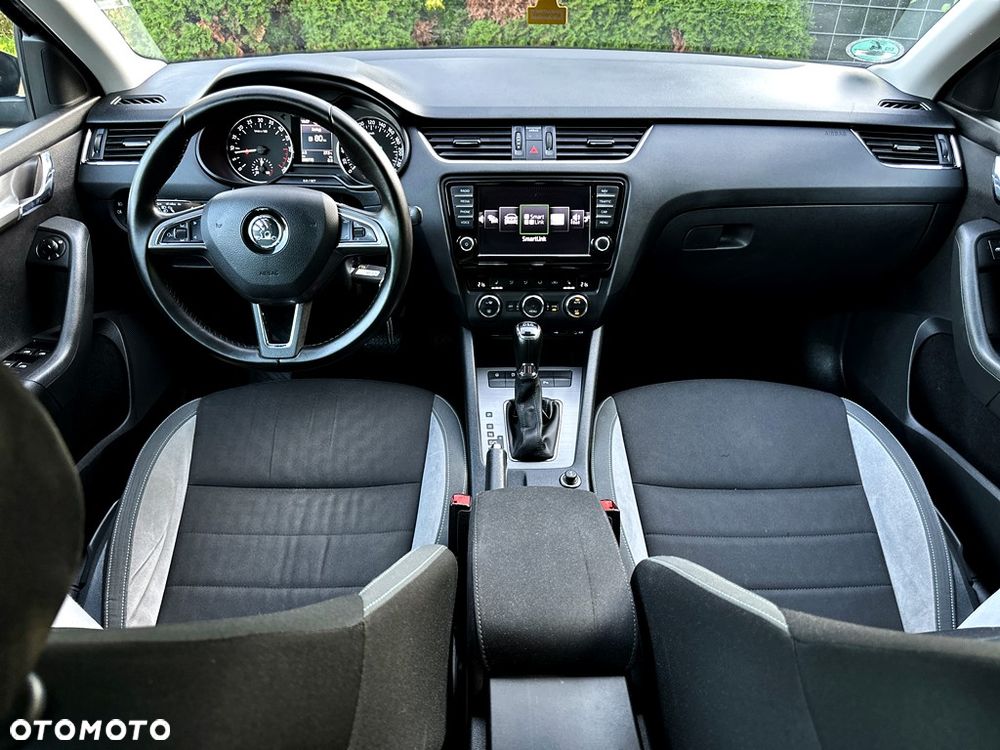 Skoda Octavia 2.0 TDI (Green tec) DSG Joy - 6