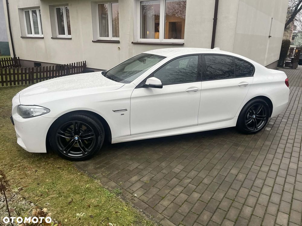 BMW Seria 5 520d xDrive M Sport sport - 2