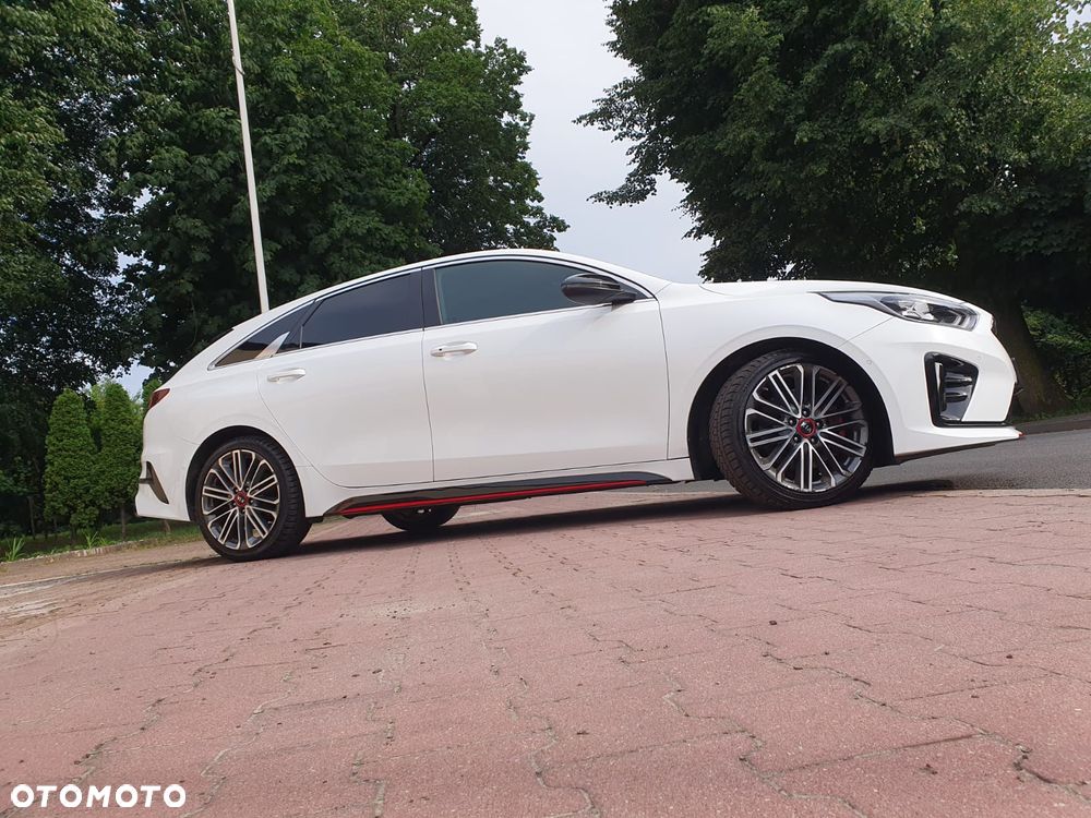 Kia ProCeed 1.6 T-GDI GT - 3