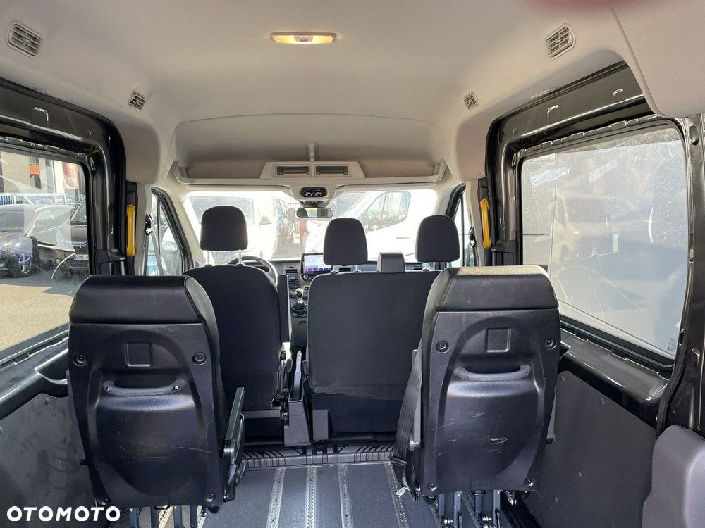 Ford Transit - 13