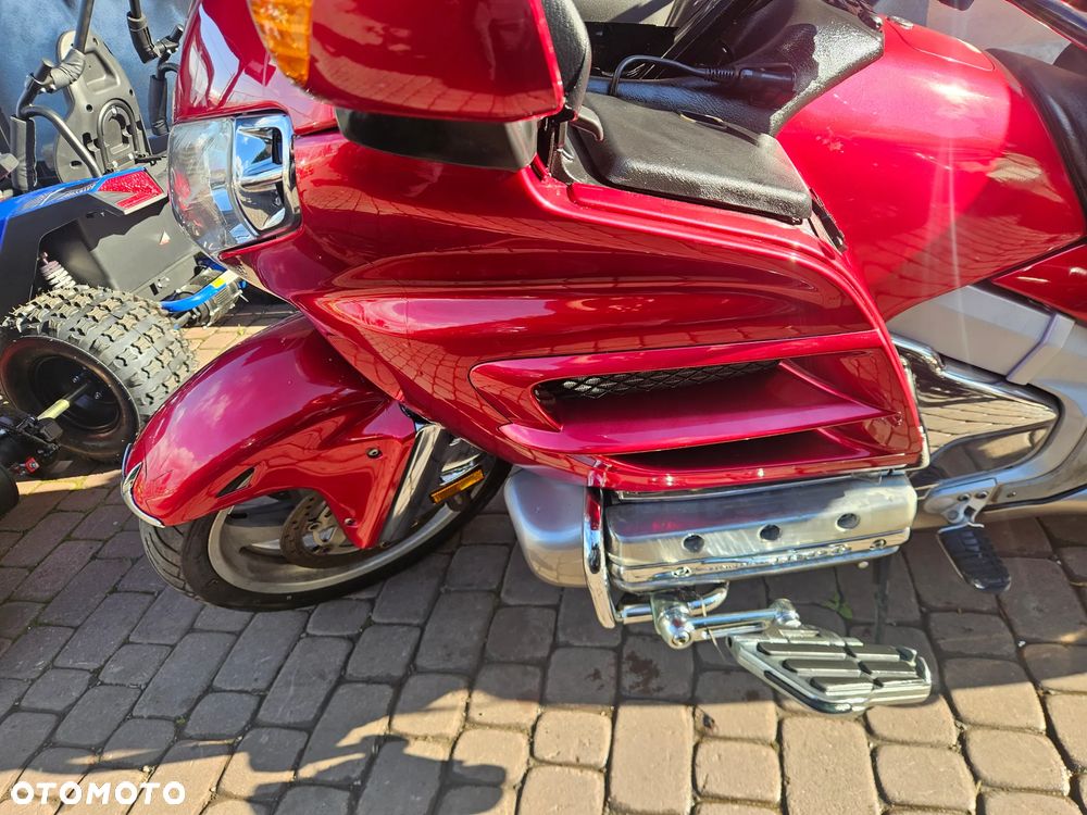 Honda GL - 13