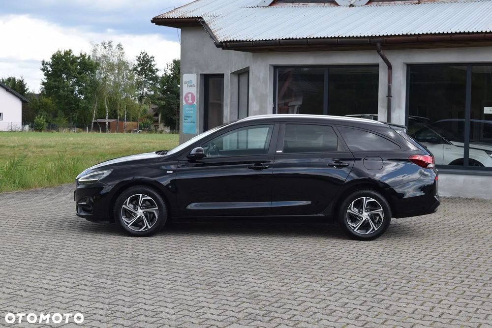 Hyundai i30 1.5 T-GDI 48V Executive DCT - 3