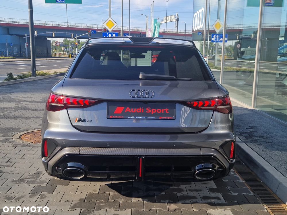 Audi RS3 Sportback TFSI Quattro S tronic - 6