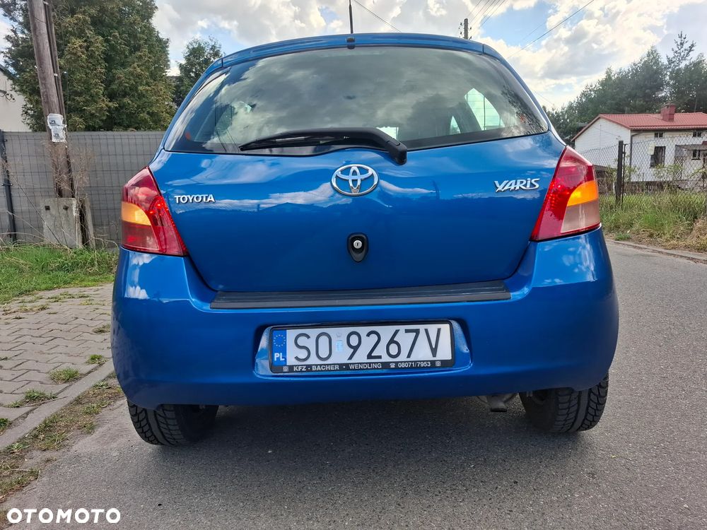 Toyota Yaris 1.3 VVT-i Travel - 4