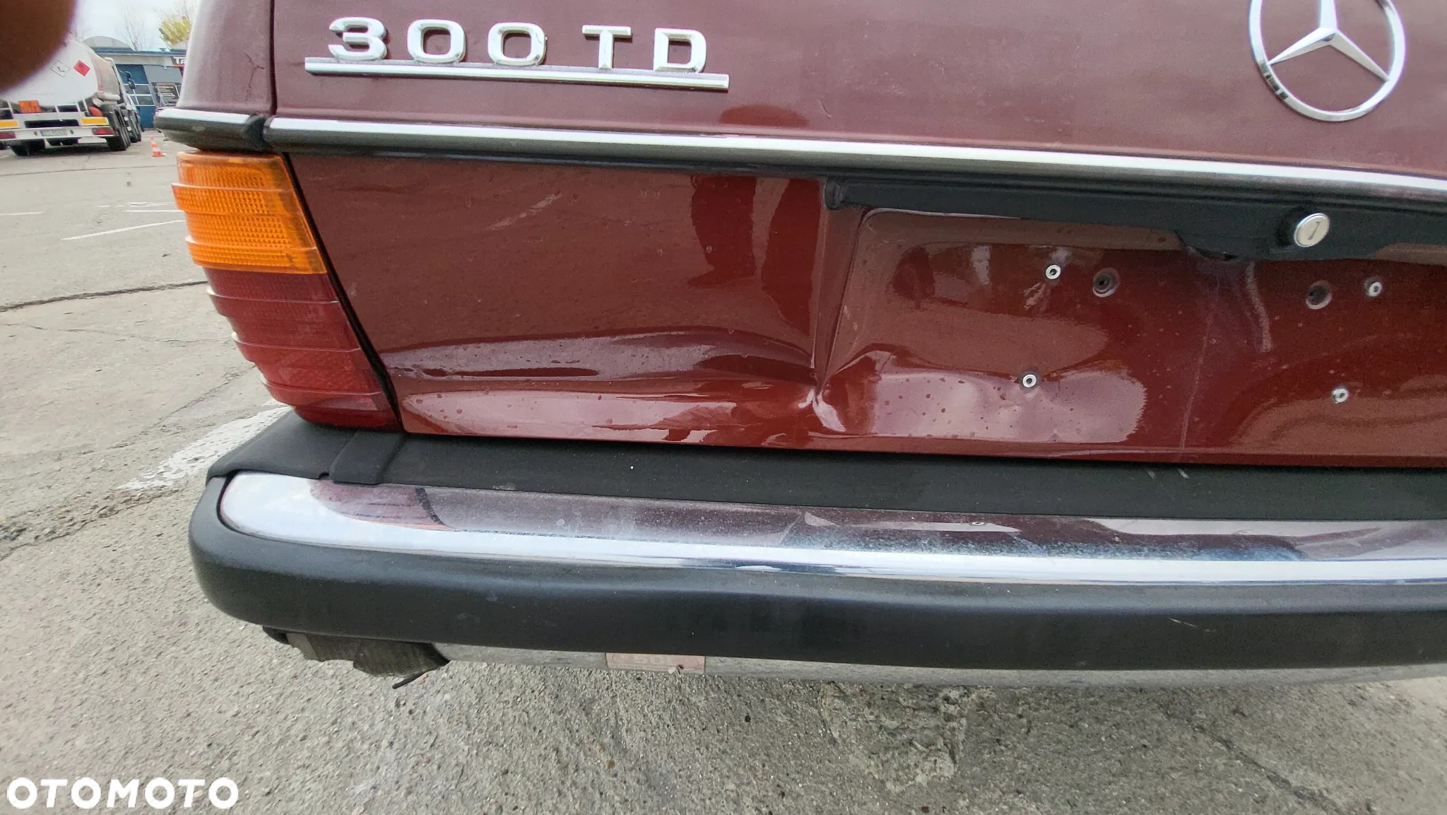 Mercedes-Benz W123 - 25