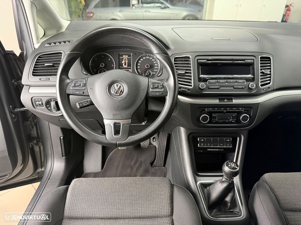 VW Sharan 2.0 TDi BlueMotion - 17