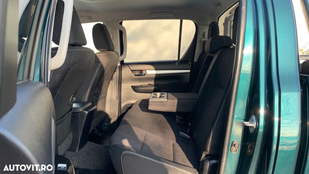 Toyota Hilux 2.8D 204CP 4x4 Double Cab AT Executive Color Edition - 9