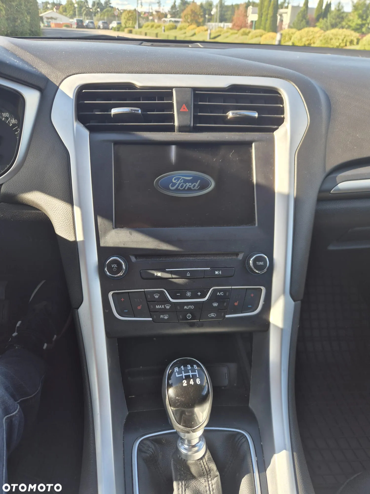 Ford Mondeo - 9