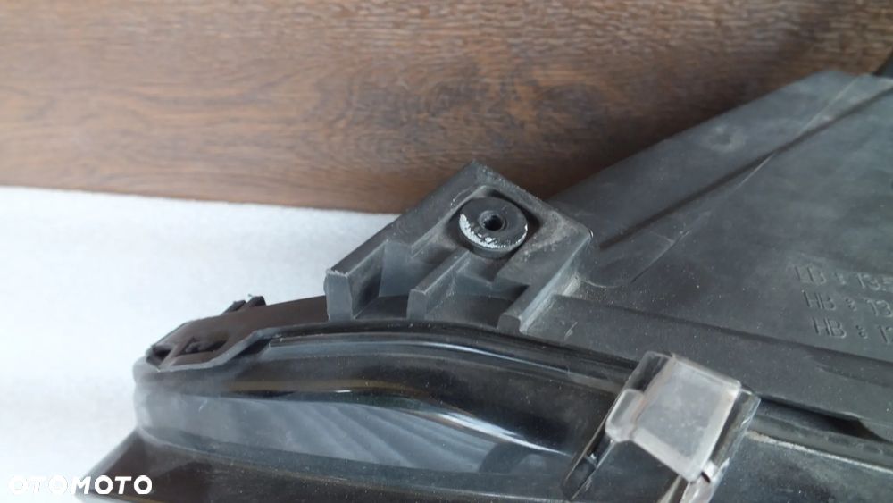 Lampa przednia lewa Volvo V90 Fulled 31386164 - 4