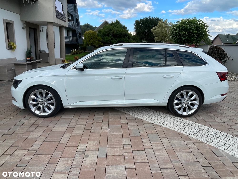 Skoda Superb 2015 photo 4