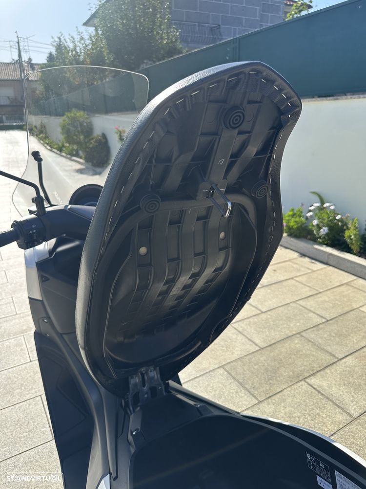 Yamaha NMAX 125 com Pack Urban - 12