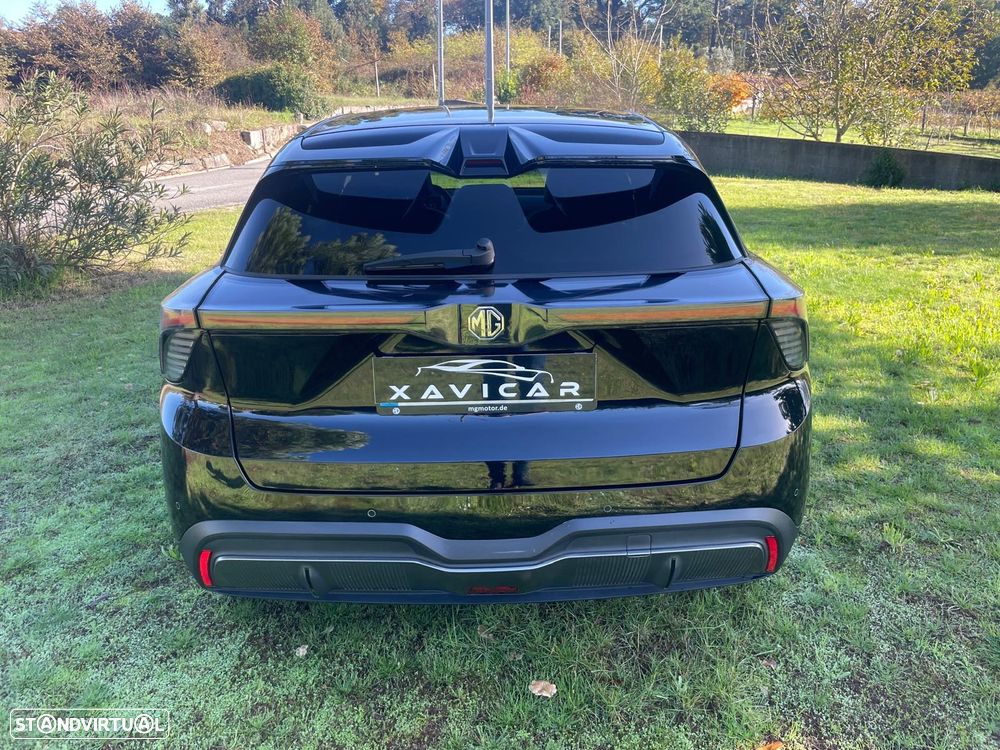 MG MG4 64 kWh Luxury - 7