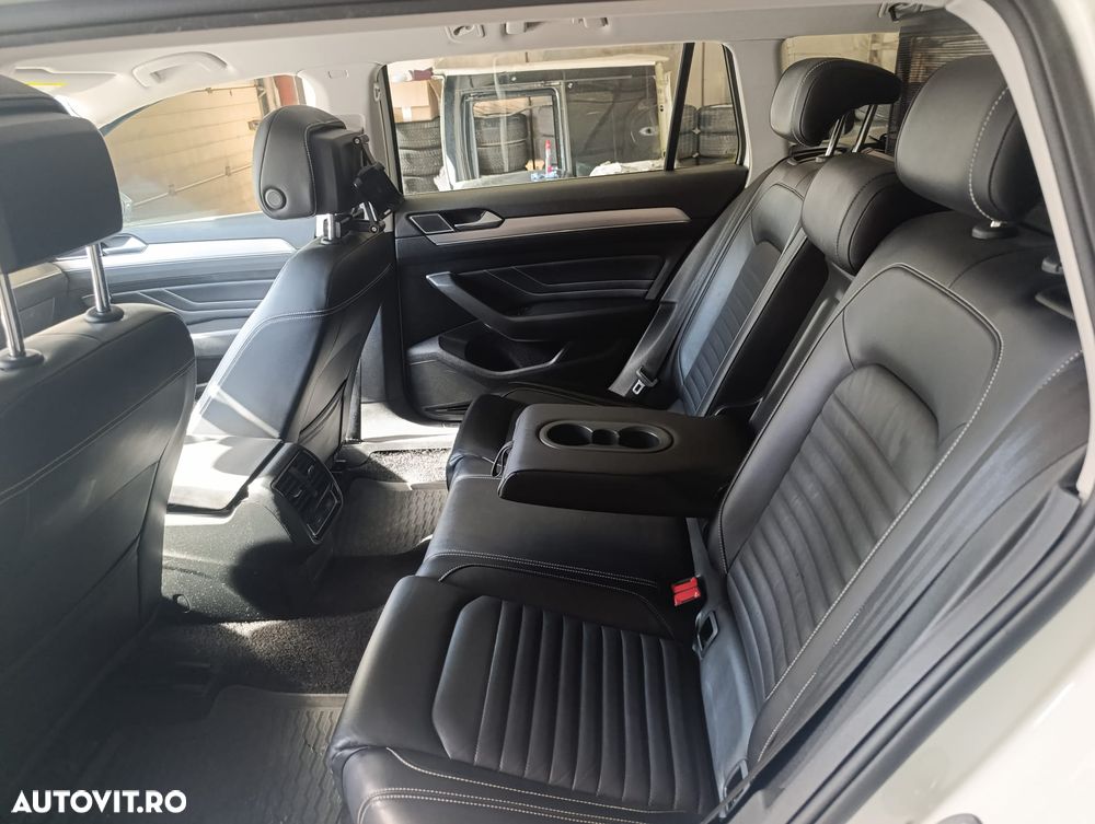 Volkswagen Passat Alltrack 2.0 TDI DSG 4Motion - 11