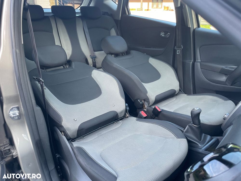 Renault Captur - 20