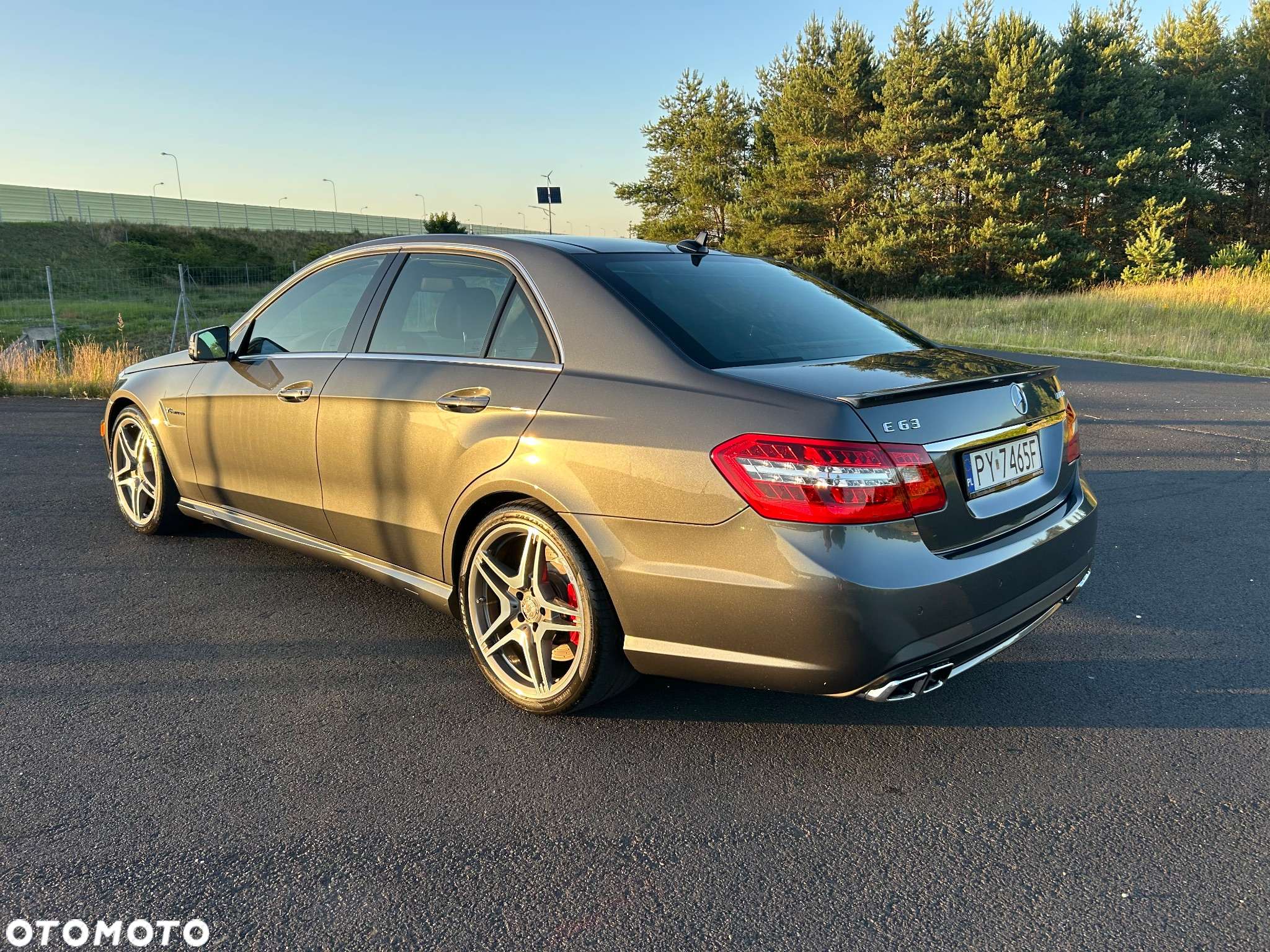 Mercedes-Benz Klasa E 63 AMG - 3