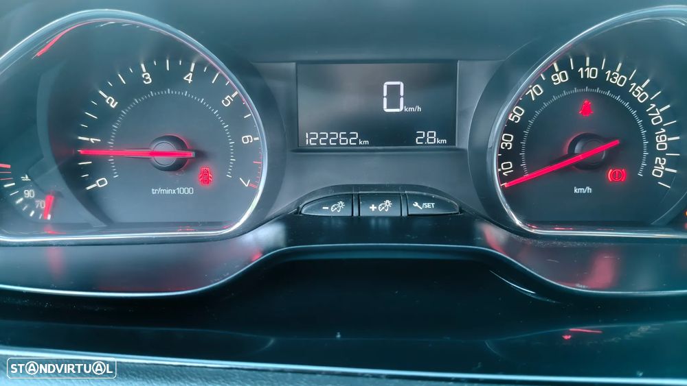 Peugeot 208 1.2 VTi Active - 8