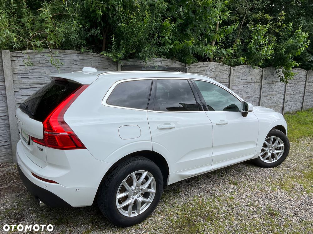 Volvo XC 60 T5 AWD Geartronic Momentum - 4