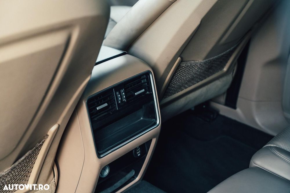 Porsche Cayenne - 20