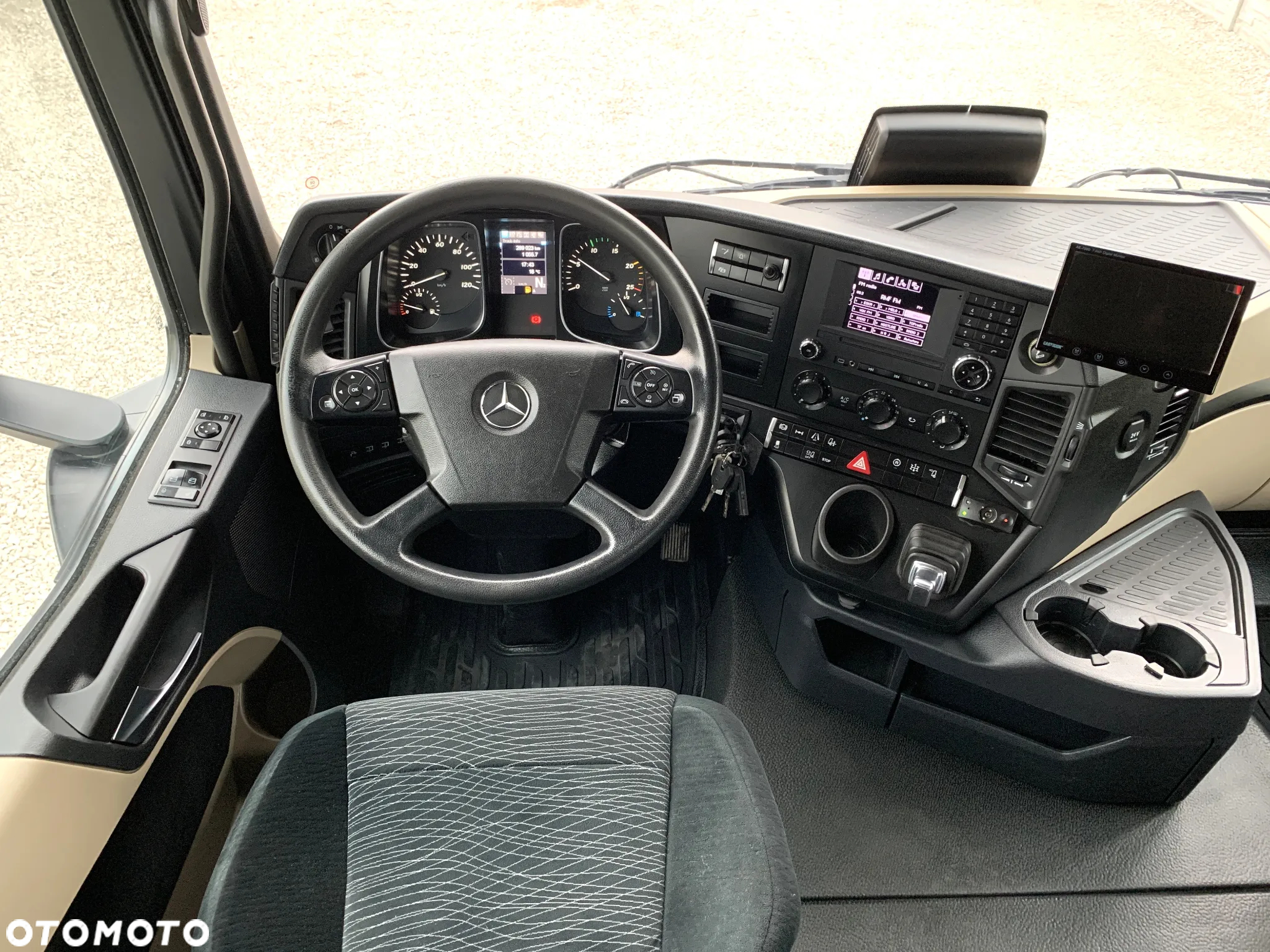 Mercedes-Benz ACTROS 1945, 4x2, HYDRAULIKA, STAN JAK NOWY, - 37