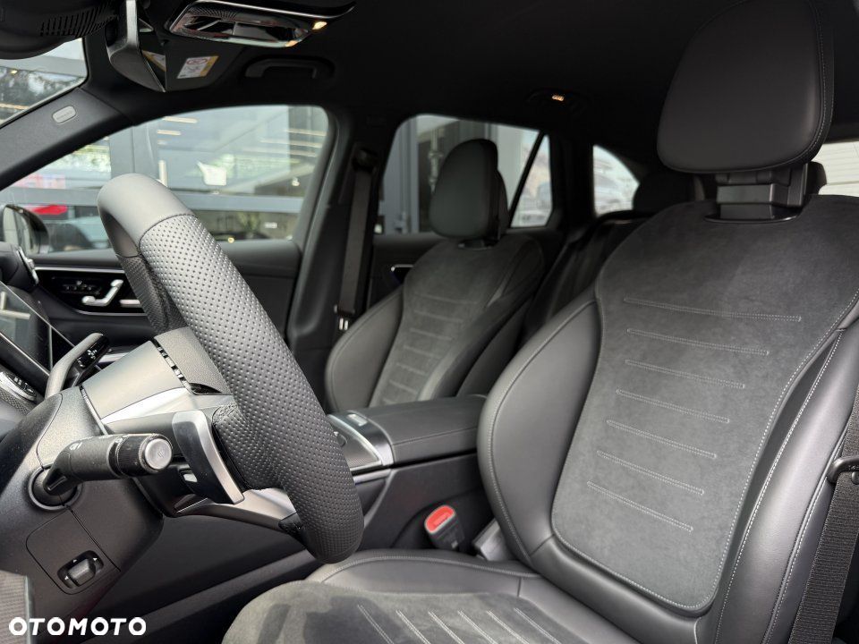Mercedes-Benz GLC - 4