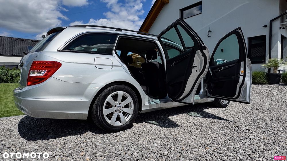 Mercedes-Benz Klasa C 180 CGI BlueEFFICIENCY Elegance - 10