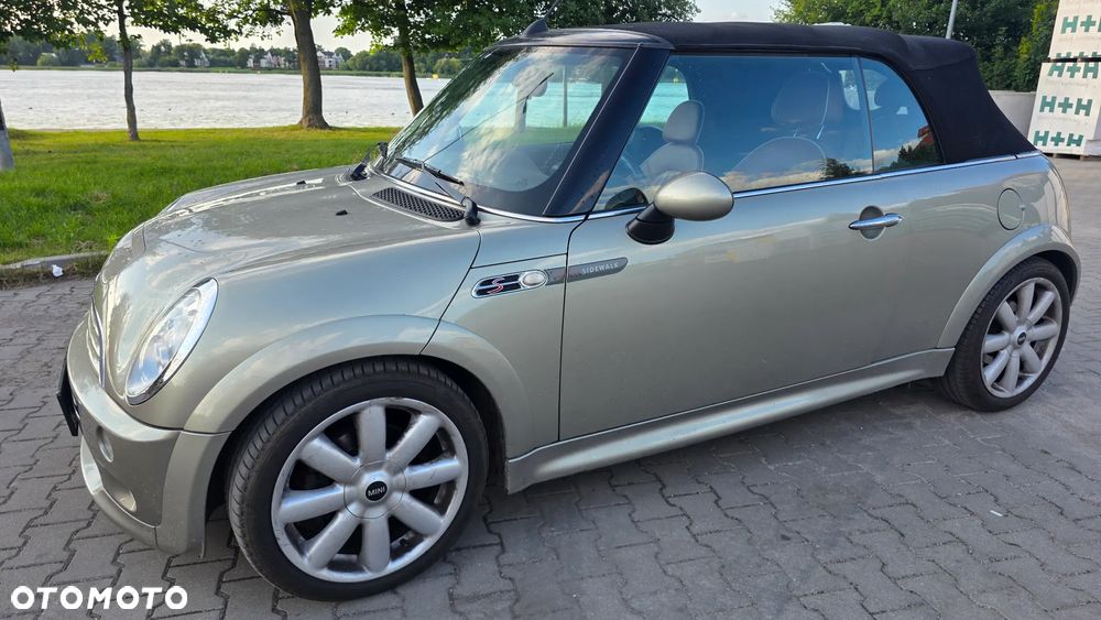 MINI Cooper S Sidewalk - 10