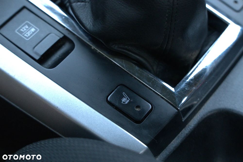 Suzuki Grand Vitara 2.4 Premium - 27