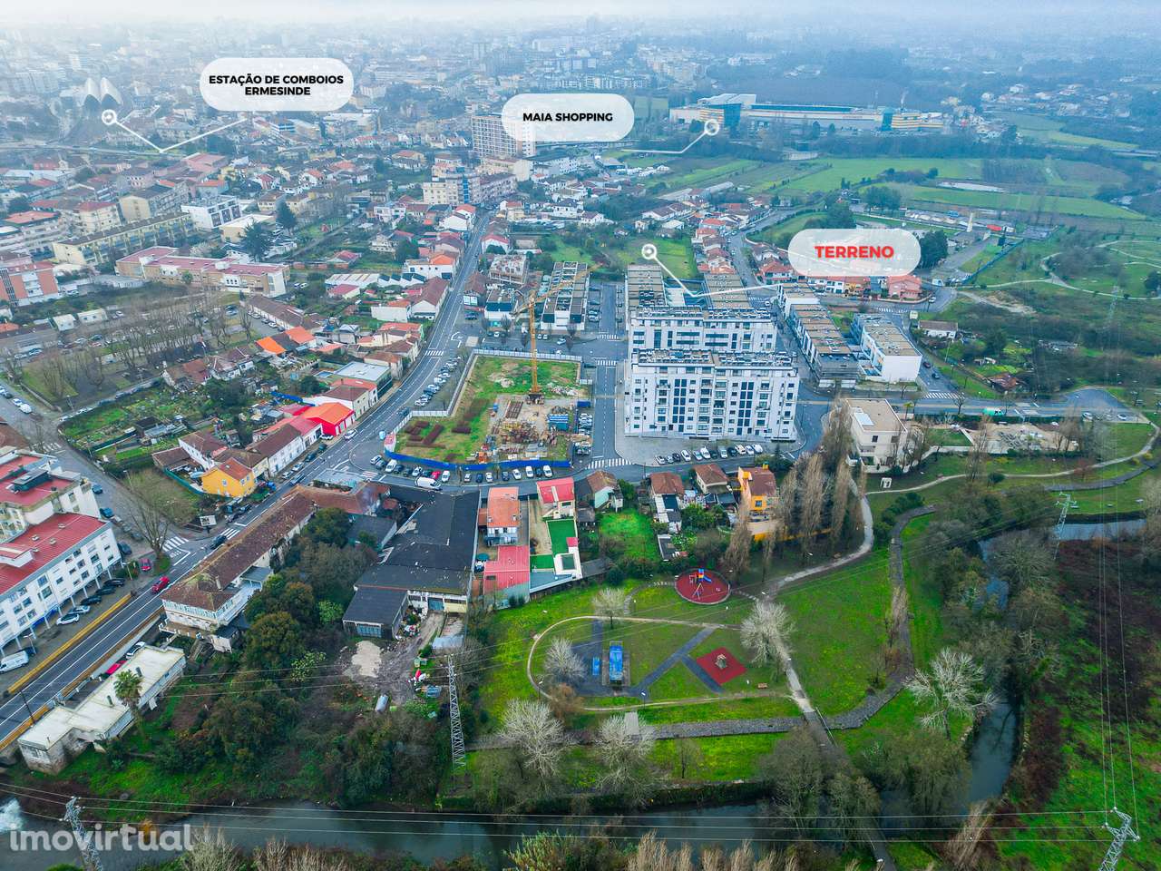 Terreno para Construção de Moradias - Grande imagem: 2/14