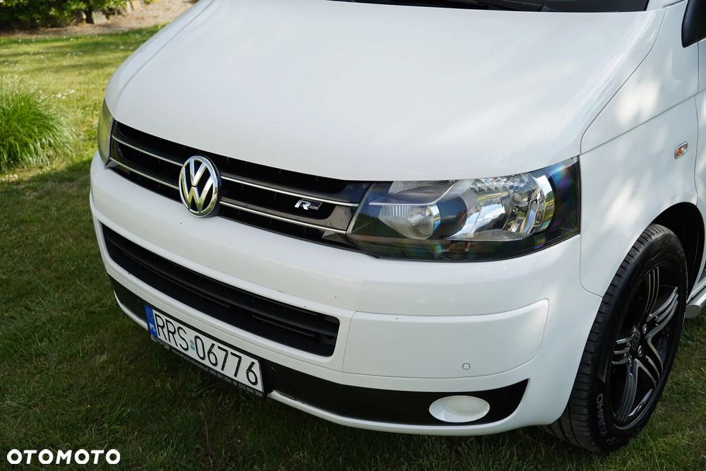 Volkswagen Multivan - 15