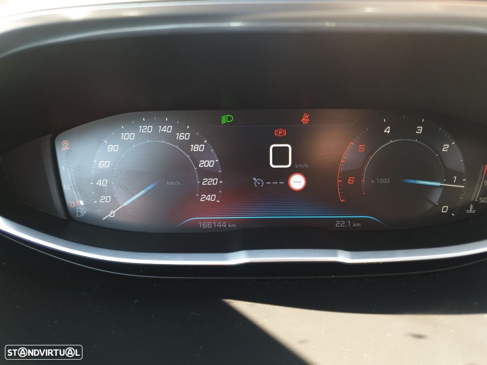 Peugeot 3008 1.6 BlueHDi Allure - 18