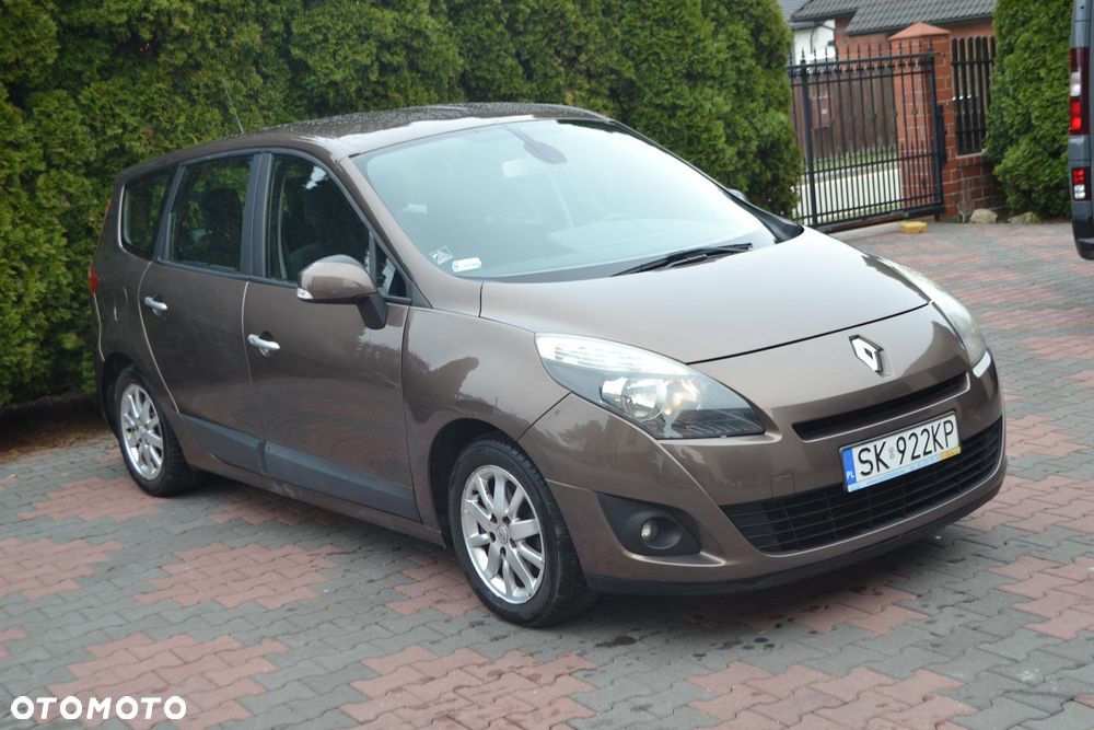 Renault Scenic 1.5 dCi Privilege - 4