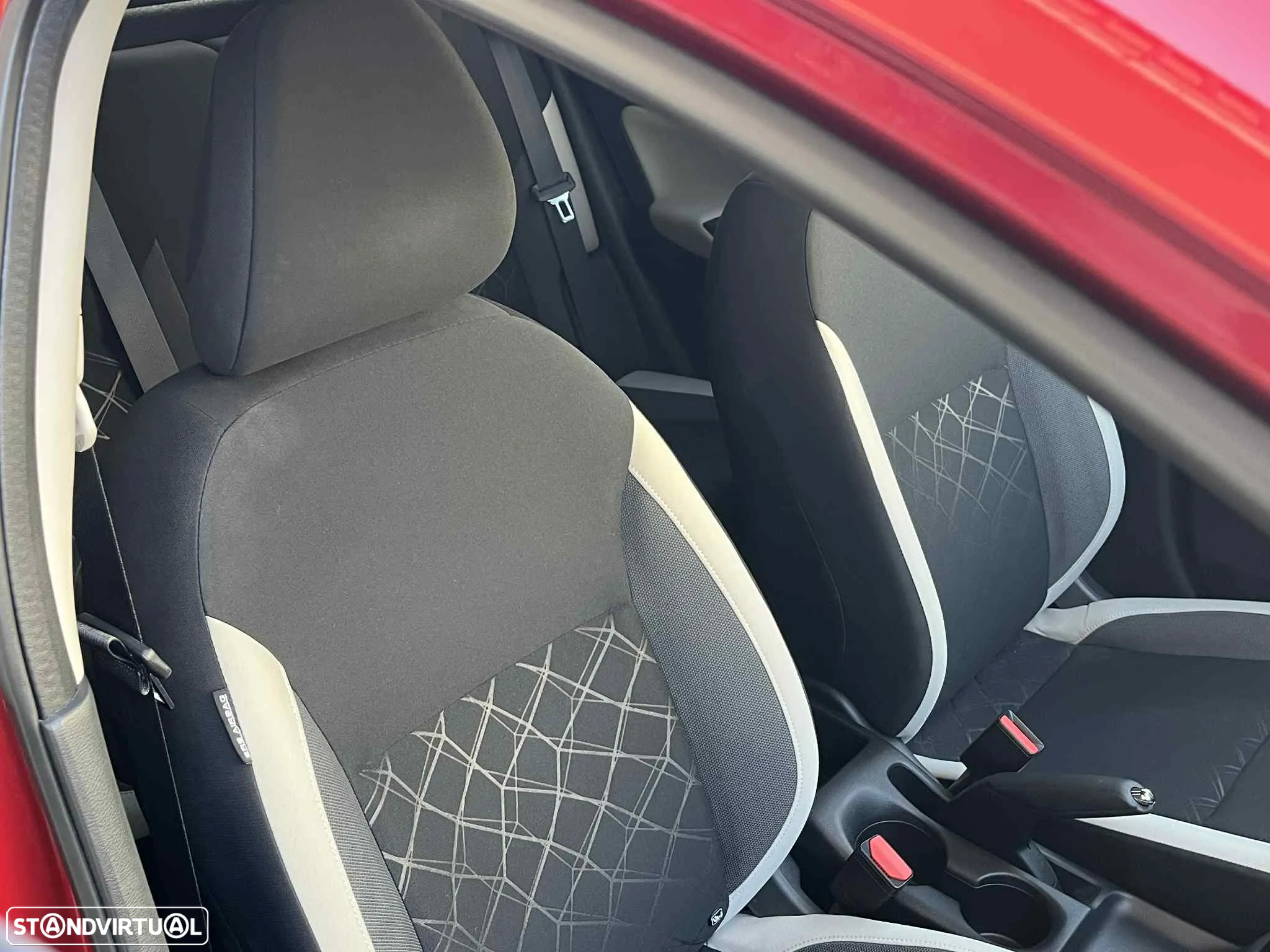 Nissan Micra 1.0 IG-T N-Connecta CVT - 38