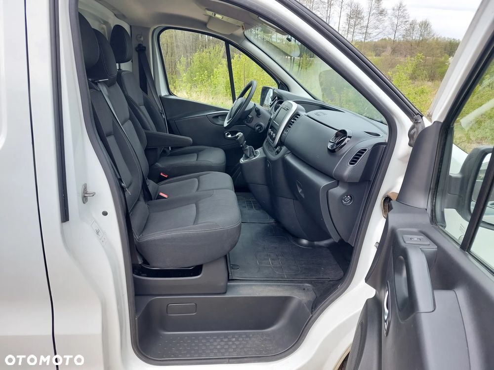 Renault TRAFIC - 8