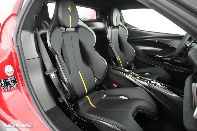Ferrari 296 GTB Coupe - 13