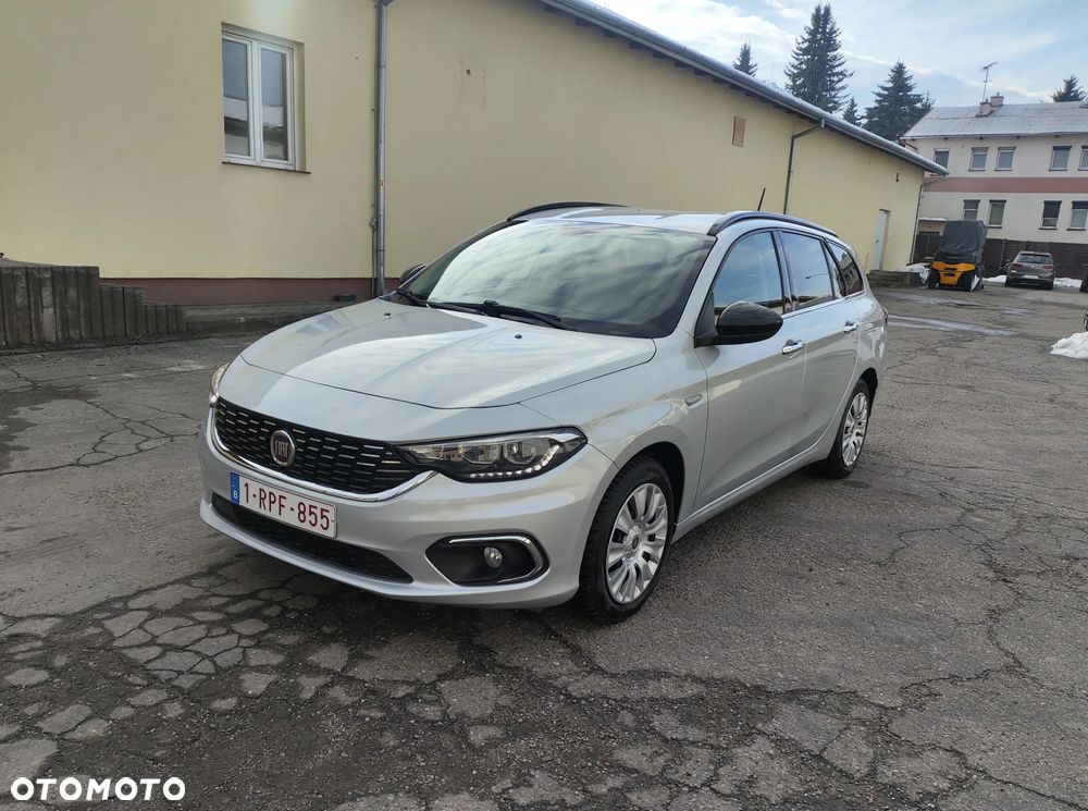 Fiat Tipo 1.4 T-Jet Lounge - 4