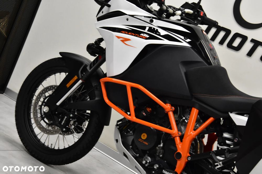 KTM Adventure - 16