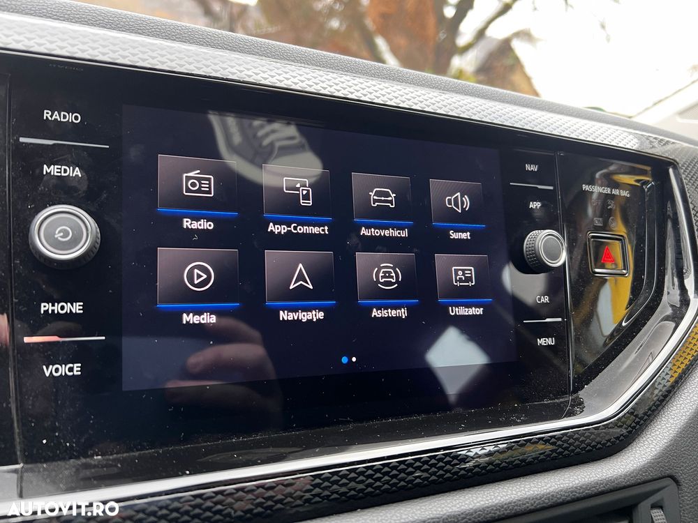 Volkswagen Taigo - 12