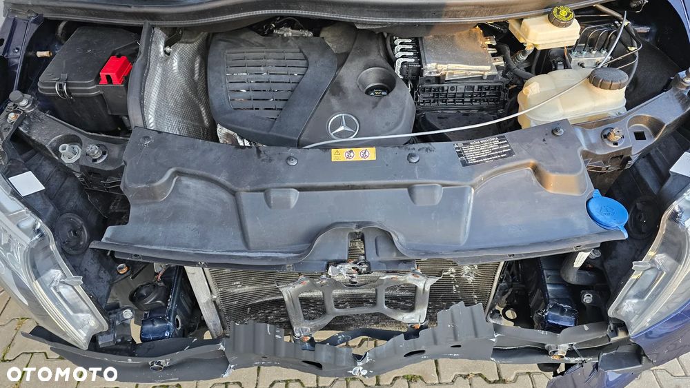 Mercedes-Benz Klasa V 300 d 4-Matic Avantgarde 9G-Tronic (d³ugi) - 18