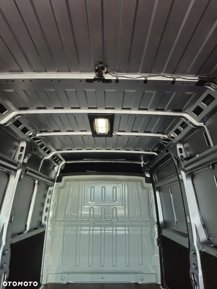 Toyota Proace MAX - 8