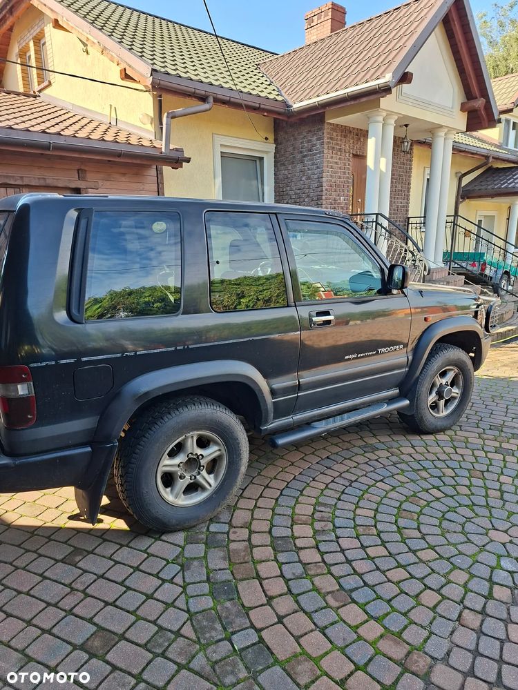 Isuzu Trooper - 5