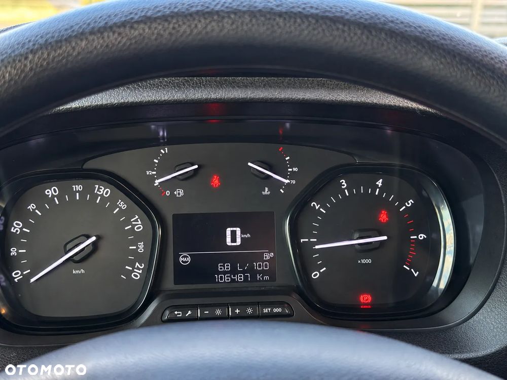 Peugeot Expert - 11
